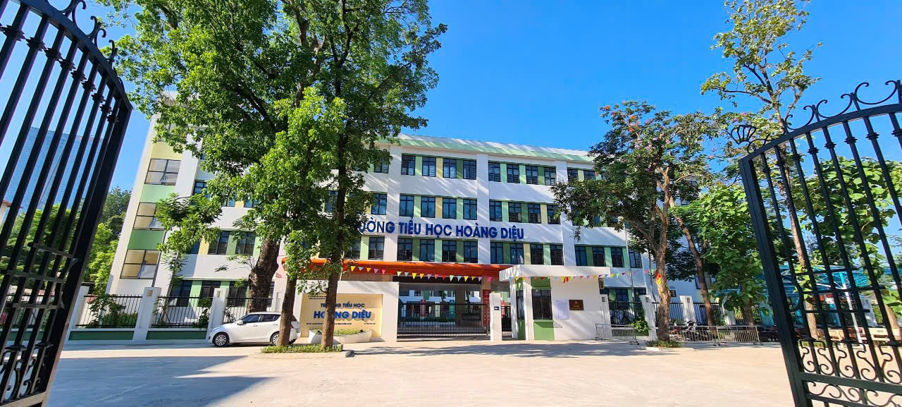 Tiểu học Hoàng Diệu