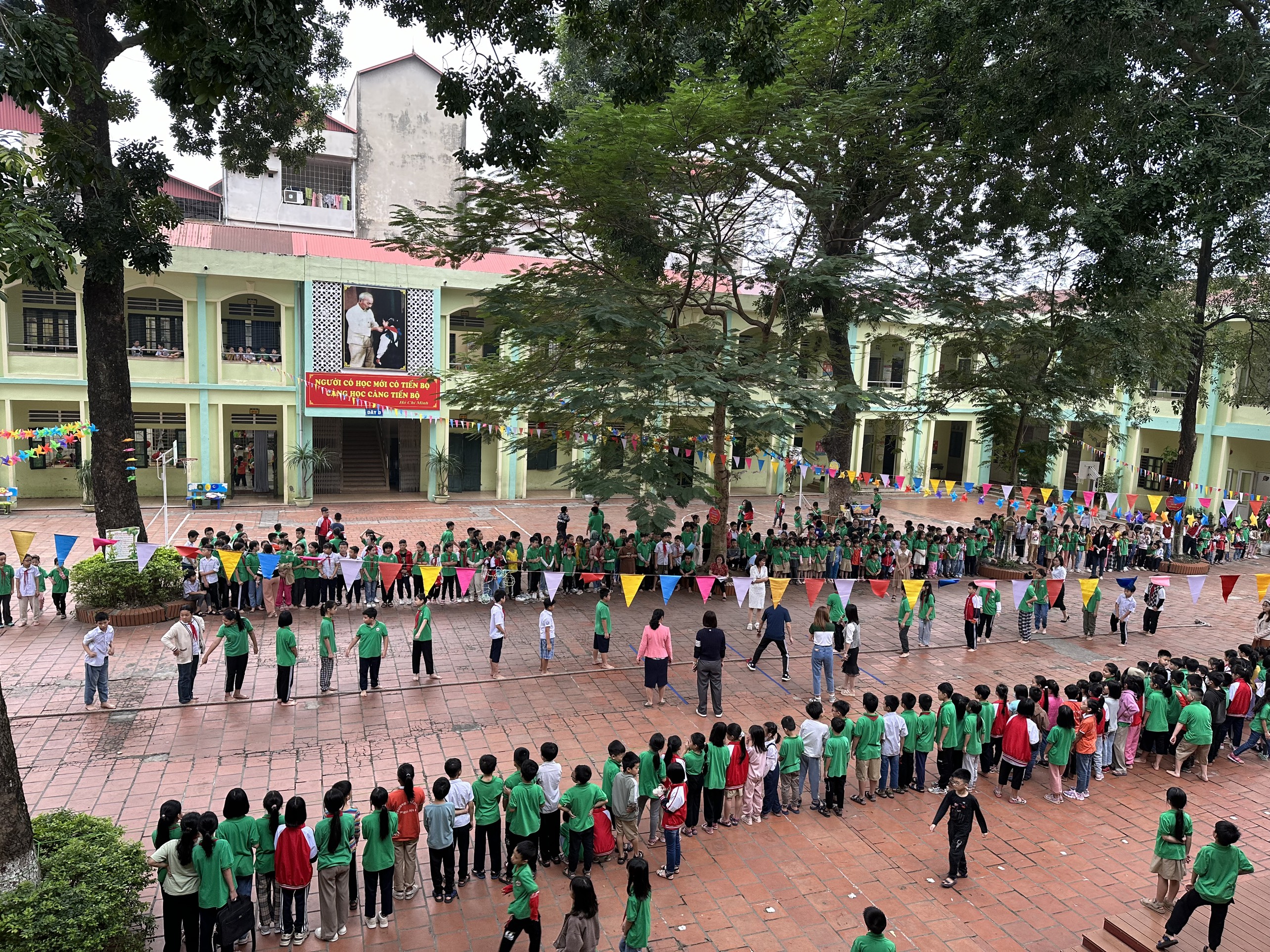 Tiểu học Dương Nội B