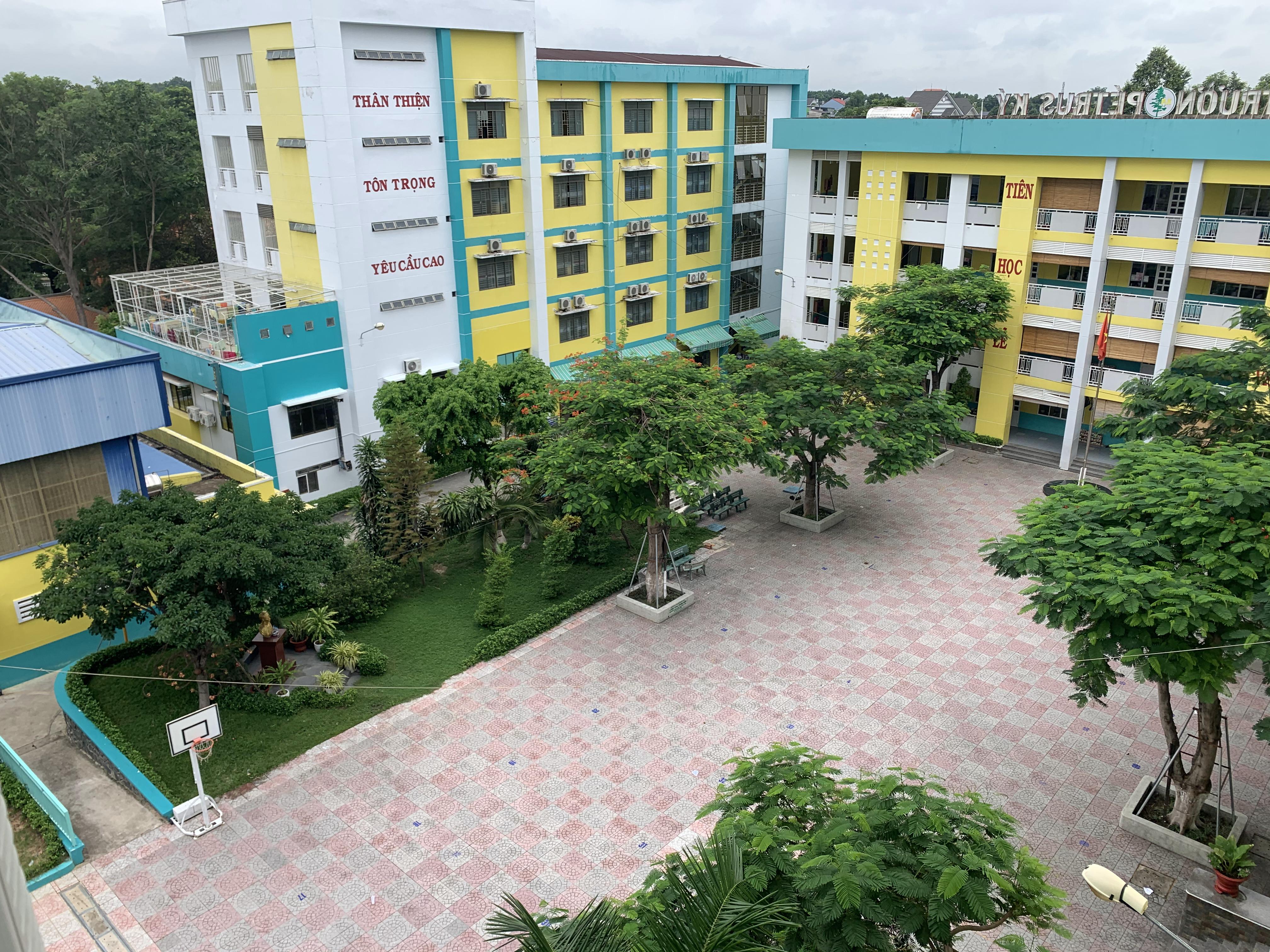 THPT