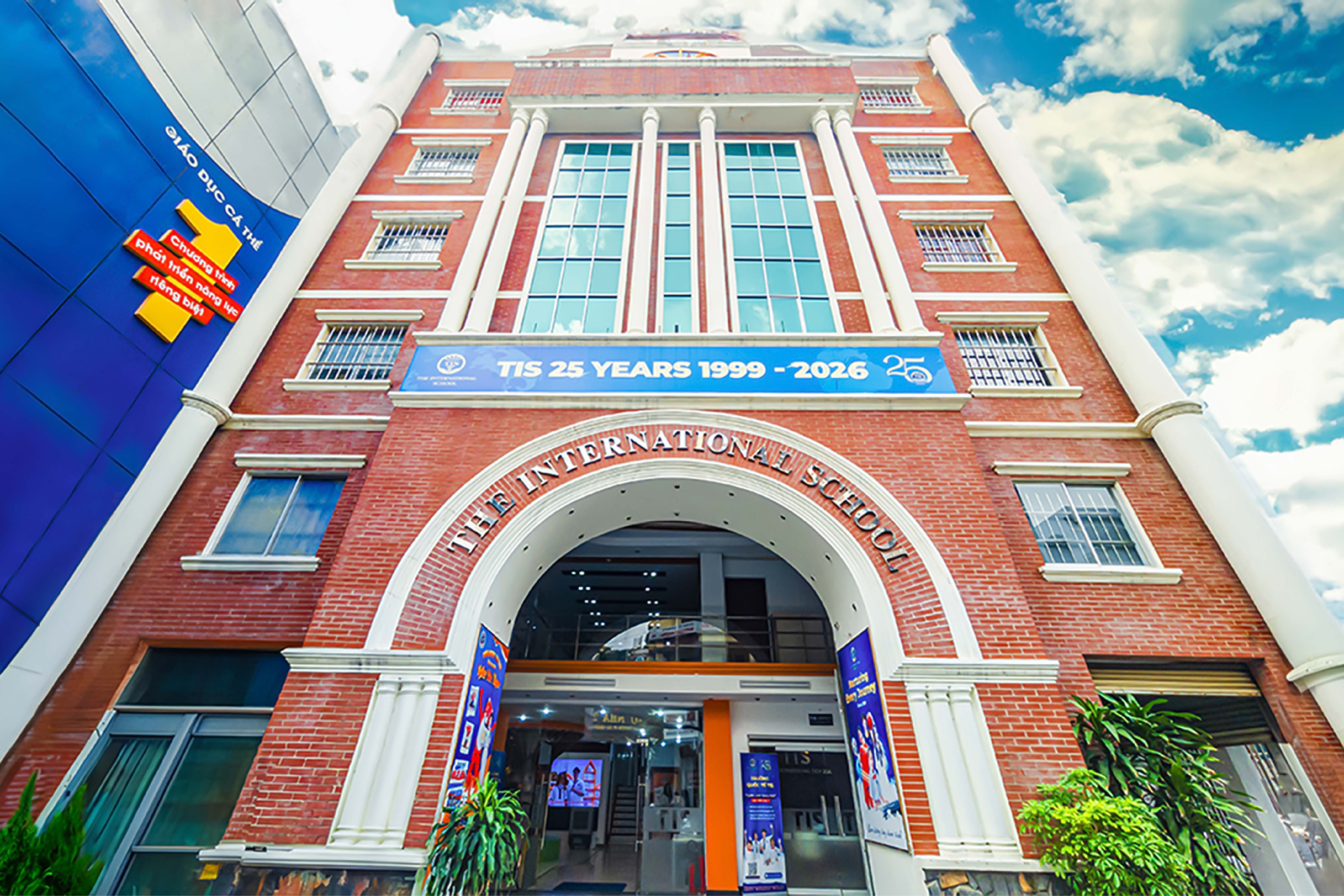 TH, THCS và THPT Quốc Tế